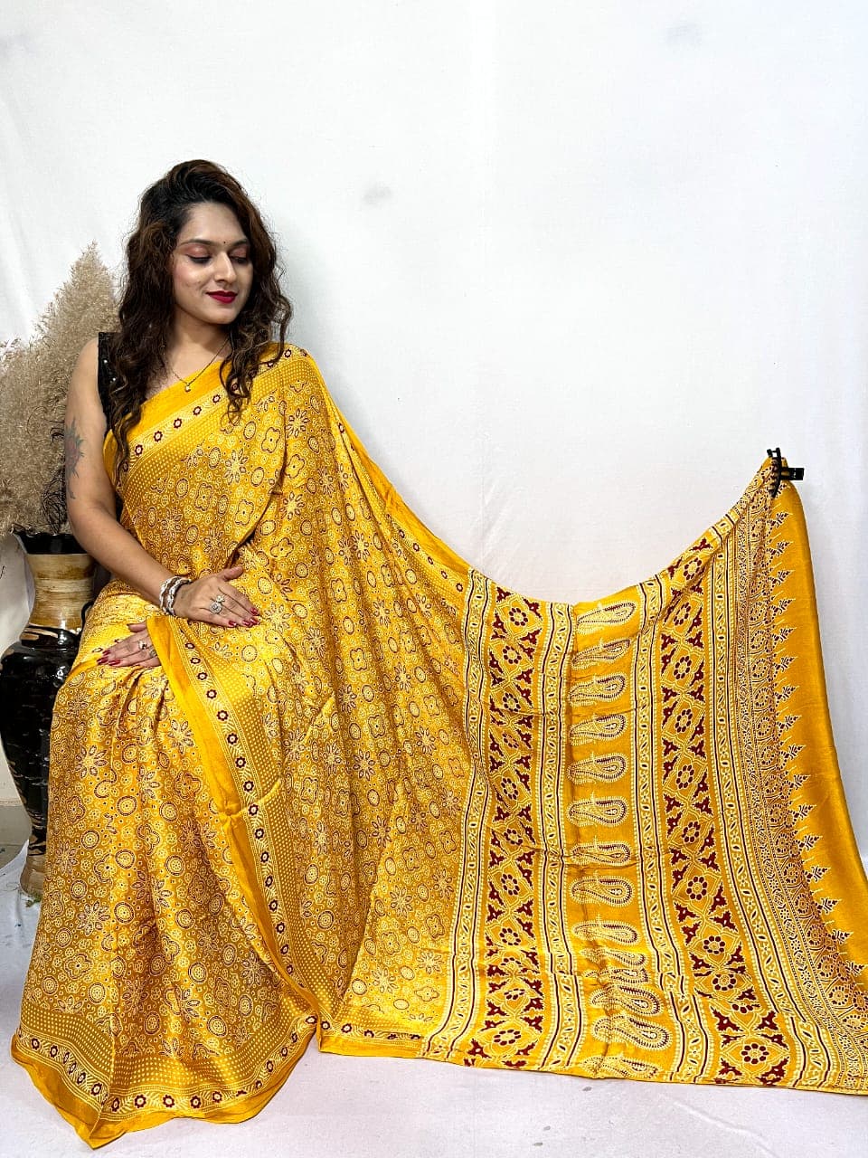 Modal Gajji Silk Ajrakh Print Saree - Image 6