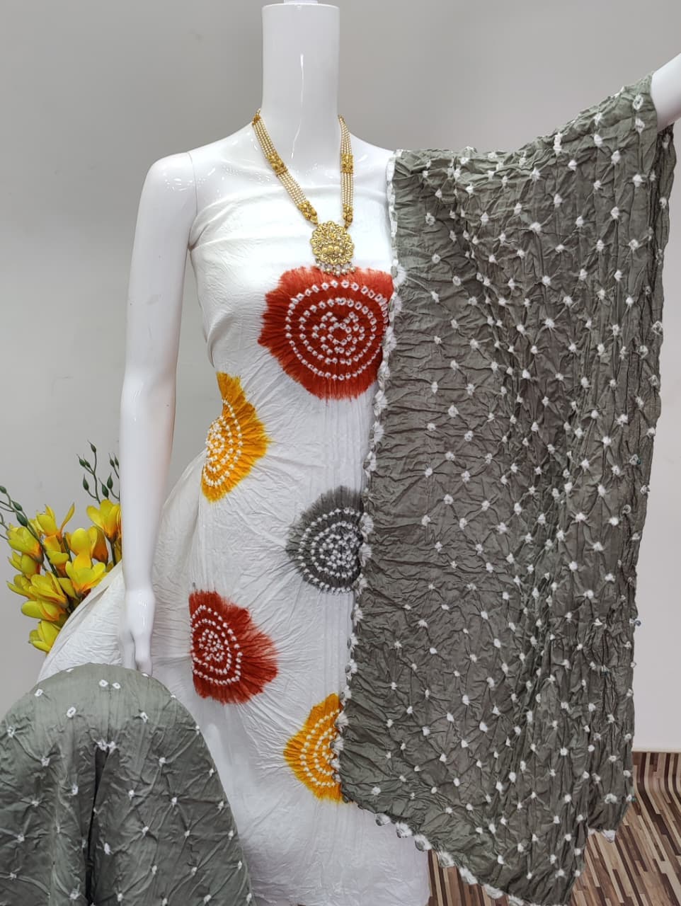Exclusive Cotton Satin Bandhej Dress Material Set - Image 8